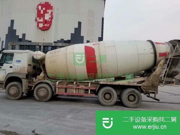 轉讓二手混凝土攪拌車 處理豪沃18年大20方二手攪拌車