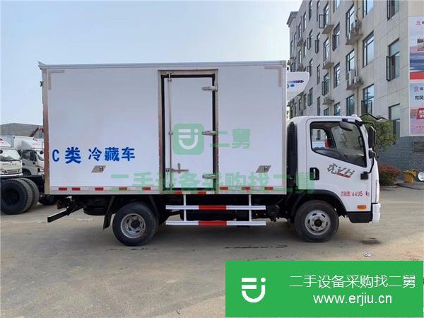 出售東風解放4米廂長冷藏車