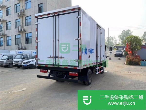 出售東風解放4米廂長冷藏車