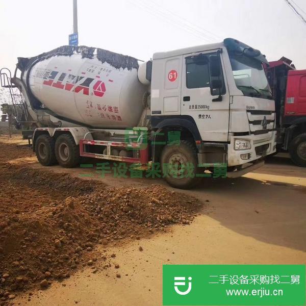 轉讓出售國五豪沃混泥土攪拌車