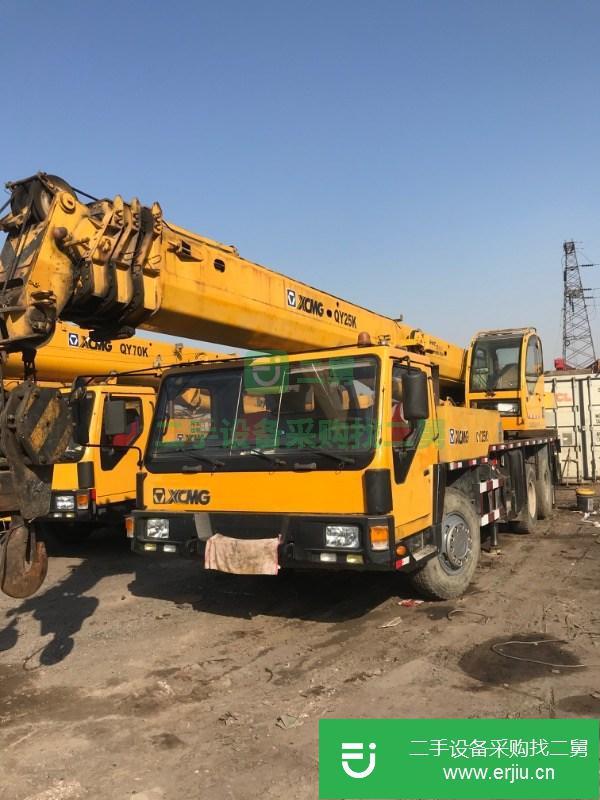 出售兩臺徐工吊車