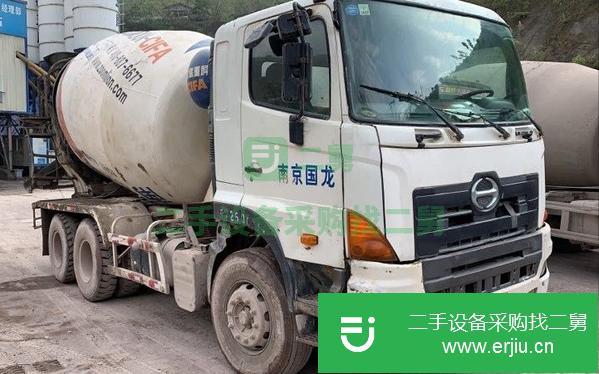 轉(zhuǎn)讓攪拌車12年10立方廣汽日野兩臺(tái)