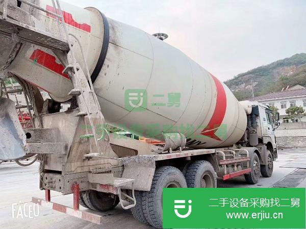 轉讓二手混凝土攪拌車 處理豪沃18年大20方二手攪拌車