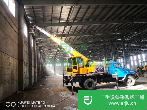 出售東岳馬尼托瓦克10噸吊車