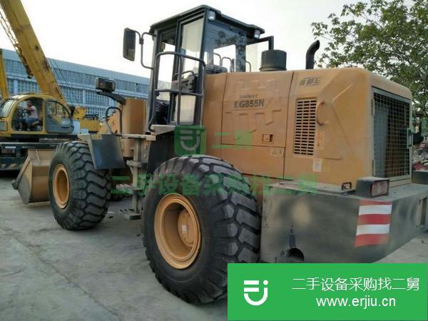 二手九成新的小型鏟運機轉讓