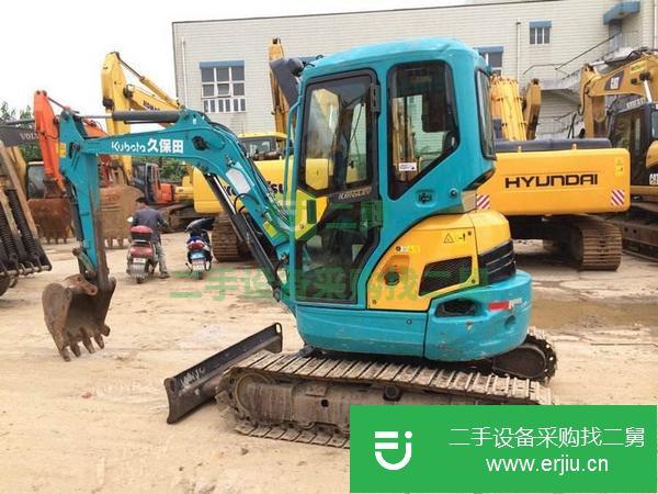 轉(zhuǎn)讓二手九成新小挖掘機(jī)
