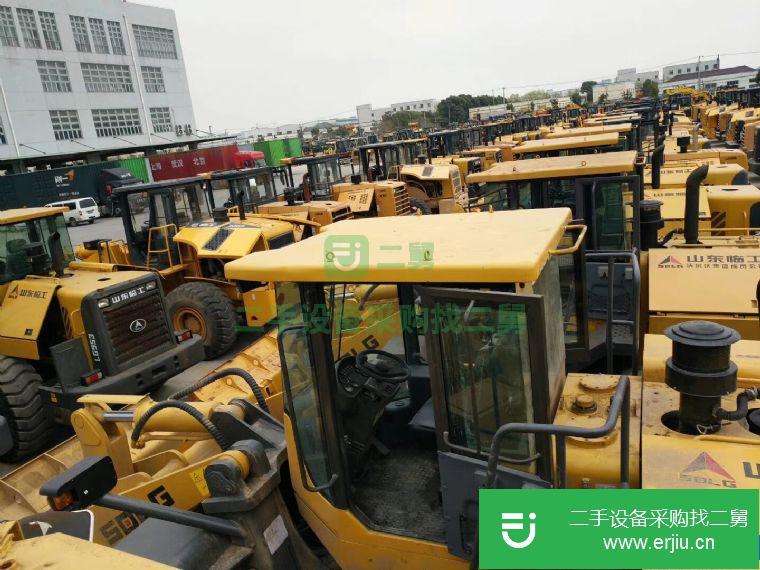 轉讓9成新二手臨工裝載機