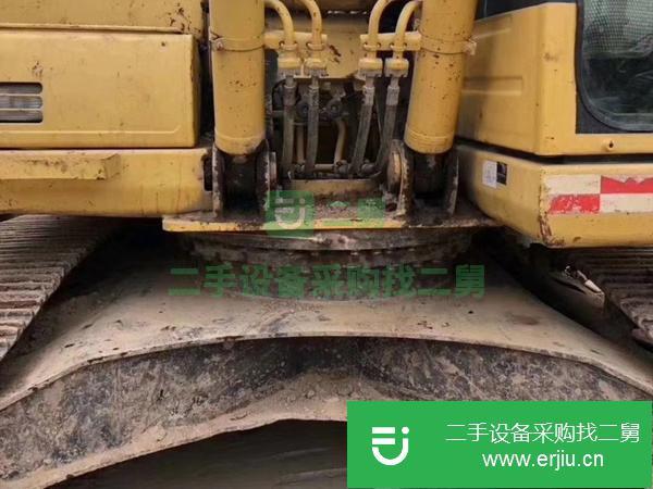 轉讓二手的小松220-8挖掘機!