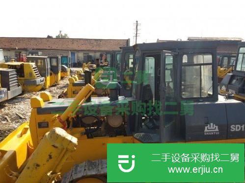 轉(zhuǎn)讓舊推土機(jī) 二手山推大型推土機(jī)