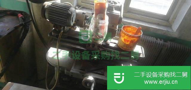 出售普通車床和萬能工具磨