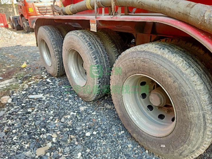 出售16年歐曼ETX單驅雙導向 350馬力帶38方散裝水泥罐車
