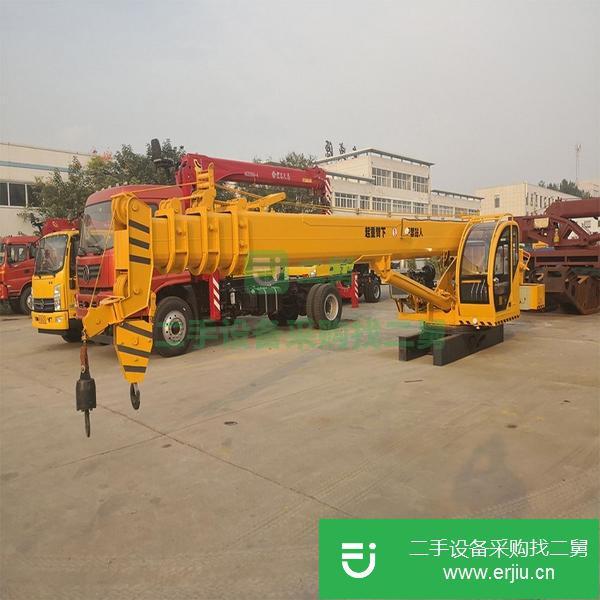 轉(zhuǎn)讓二手的5噸船吊 35噸船吊 徐工內(nèi)嵌式卷揚(yáng)機(jī) 徐工操作室