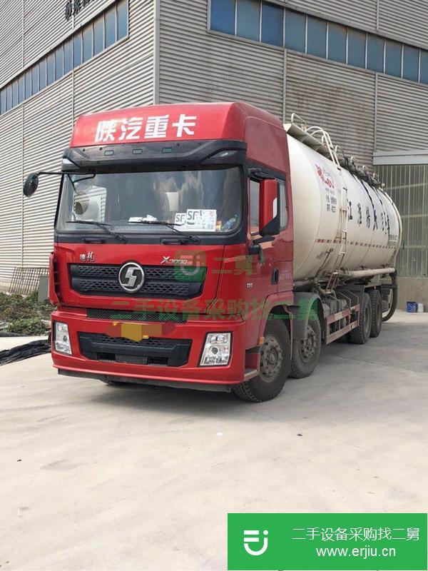 出售國五前四后八水泥車一臺，陜汽德龍