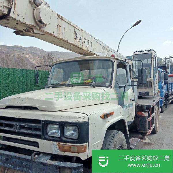 13年6月份長江8噸吊車轉讓無事故車