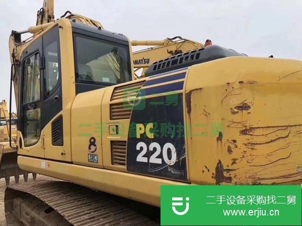 轉讓二手的小松220-8挖掘機!