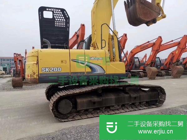 轉(zhuǎn)讓原裝精品神鋼200、210、260和350二手挖掘機(jī)。