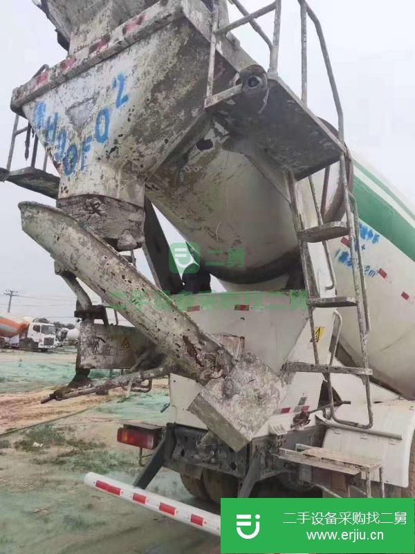 轉讓出售二手豪沃18立方攪拌車