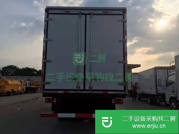 低價(jià)轉(zhuǎn)讓國五福田瑞沃  6.8米  冷藏車
