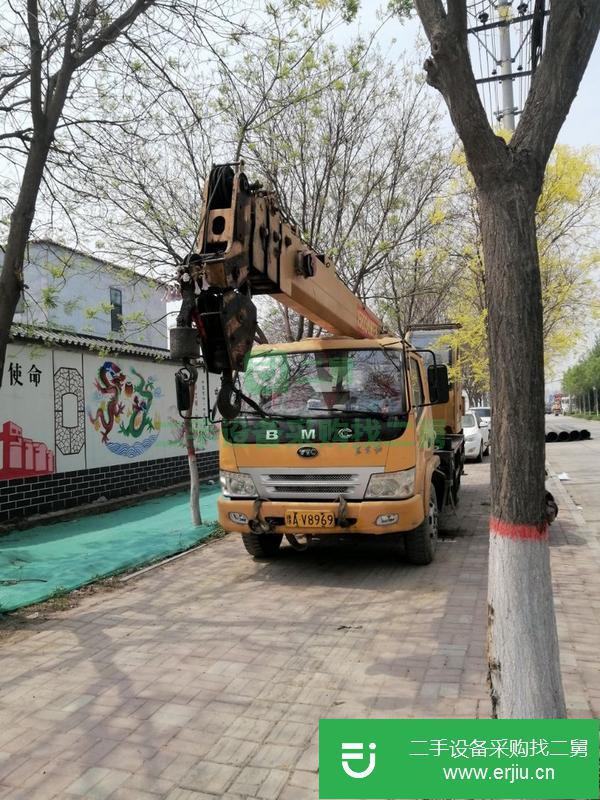 出售森源小八噸吊車