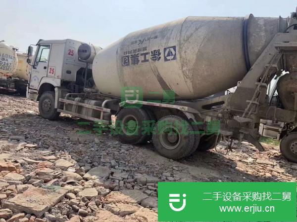 出售14年國四大12方攪拌罐車。