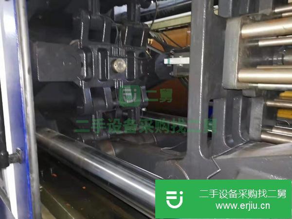 轉(zhuǎn)讓二手注塑機二代MA700噸伺服