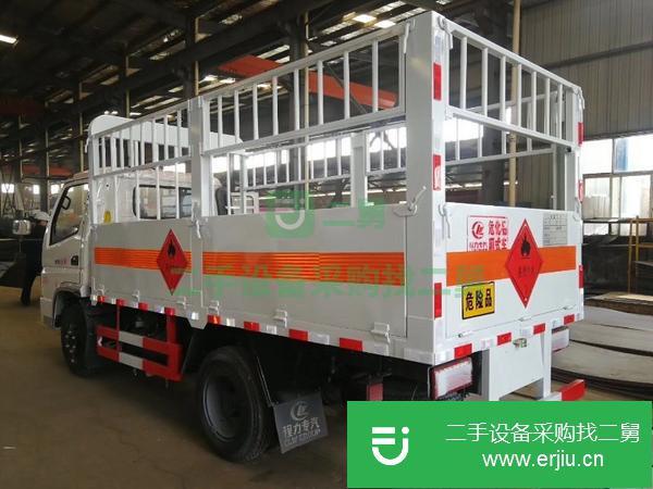 二手的九成新的東風藍牌廂式運輸車低價出售