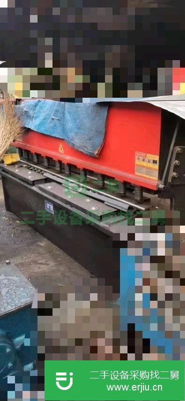二手40噸2米5折彎機轉(zhuǎn)讓出售