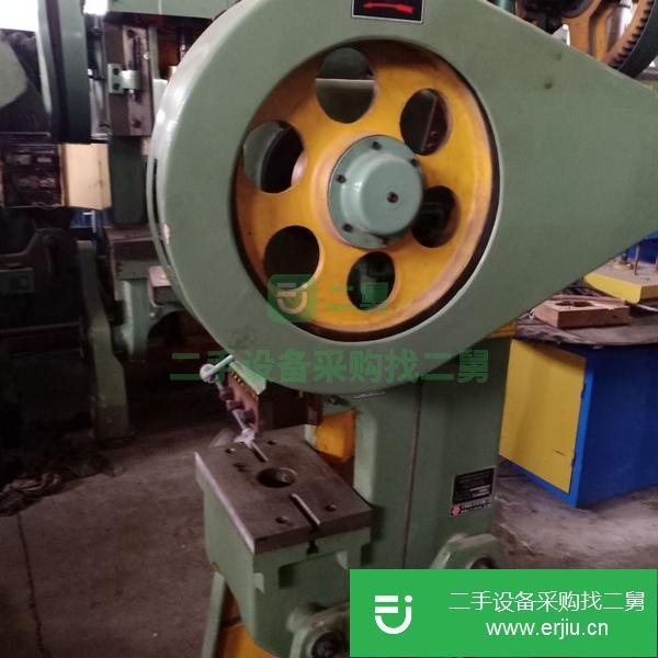 轉讓出售二手沃得精機10噸沖床