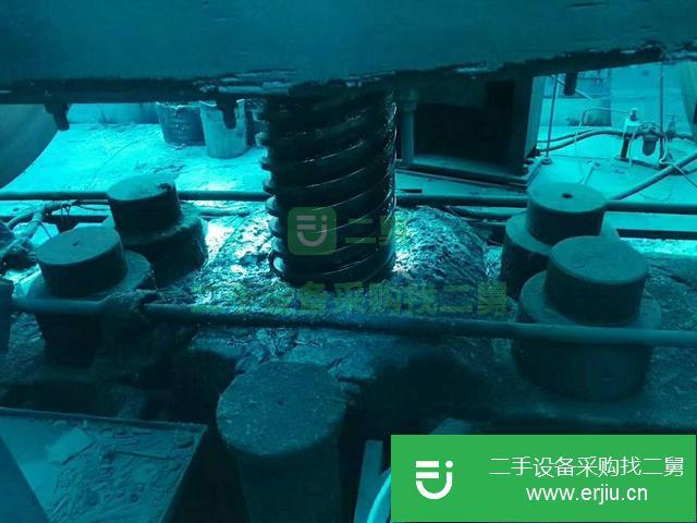 低價出售二手青島1600摩擦壓力機