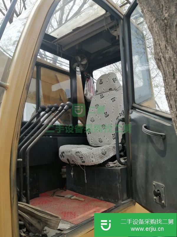 出售森源小八噸吊車