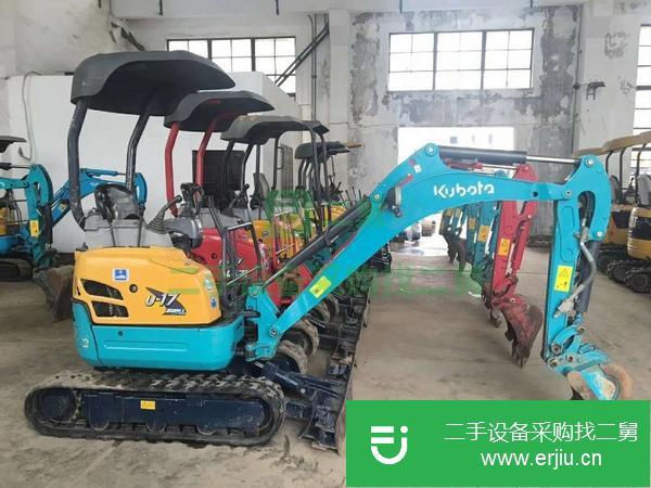 出售玉柴15、小松20久保田30二手挖掘機。