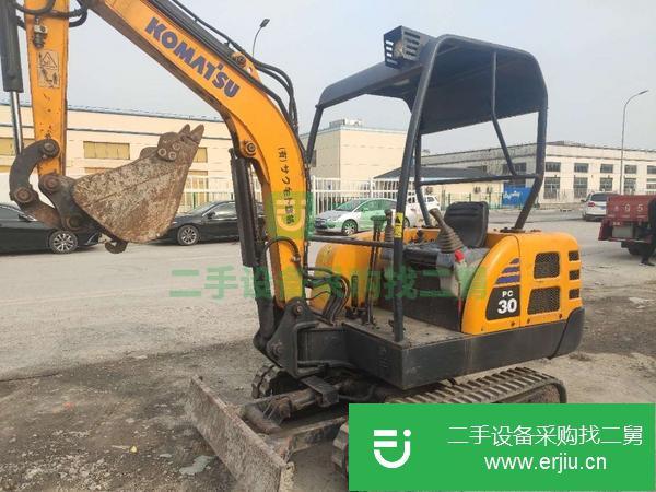 出售玉柴15、小松20久保田30二手挖掘機。