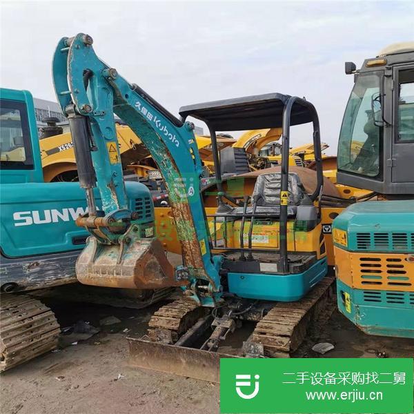 轉(zhuǎn)讓二手農(nóng)用小型挖掘機。