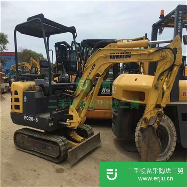 轉(zhuǎn)讓二手農(nóng)用小型挖掘機。