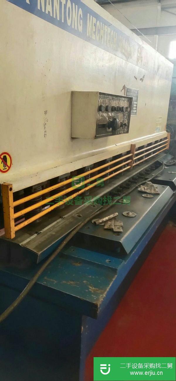 轉(zhuǎn)讓處理九成新2.5米剪12個(gè)厚的剪板機(jī)