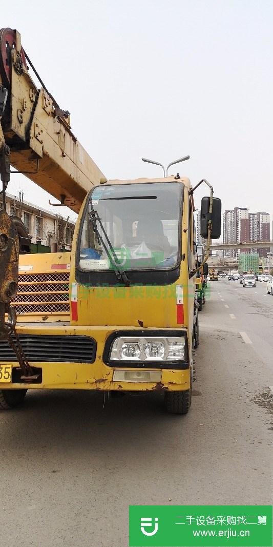 轉(zhuǎn)讓09年六月十二噸徐工吊車
