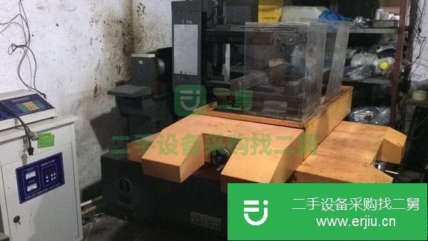 低價(jià)急轉(zhuǎn)一批線切割機(jī)床DK7750、40、32型