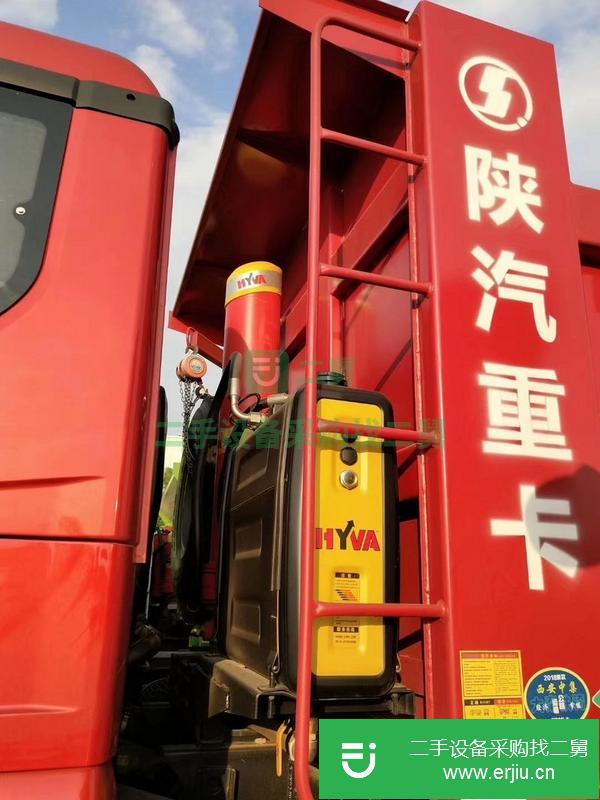出售二手九成新天然氣德龍x3000自卸車