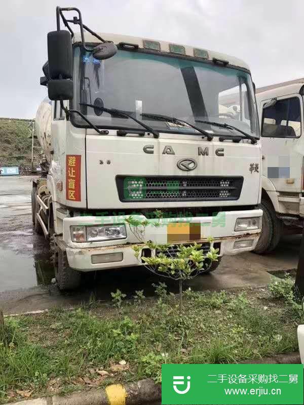 轉讓13年12月華菱大12方攪拌車5臺，濰柴發動機，價格合適。