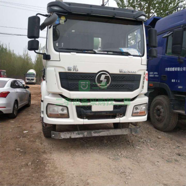 出售德龍攪拌車輕量化18年國五