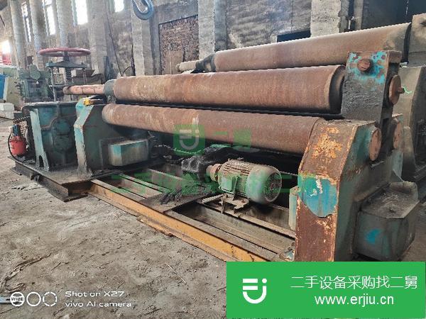 二手實(shí)心閑置W11-16*2000機(jī)械自動(dòng)卷板機(jī)一臺(tái)