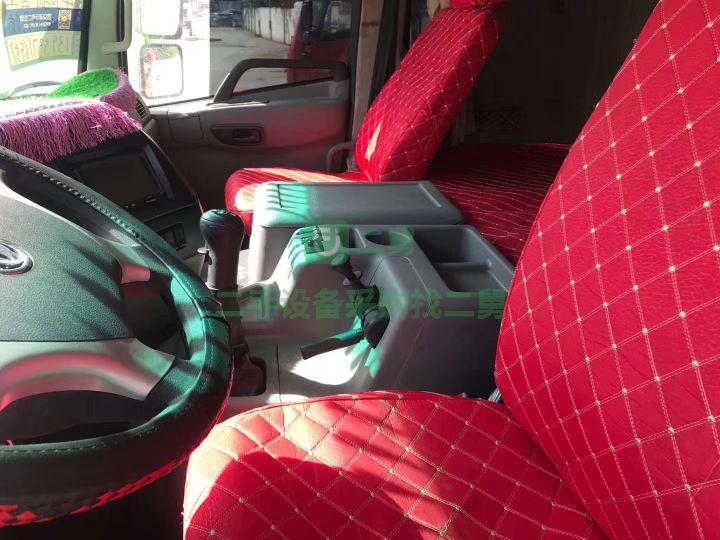 出售牽引車東風天龍矮頂新啟航版450馬力