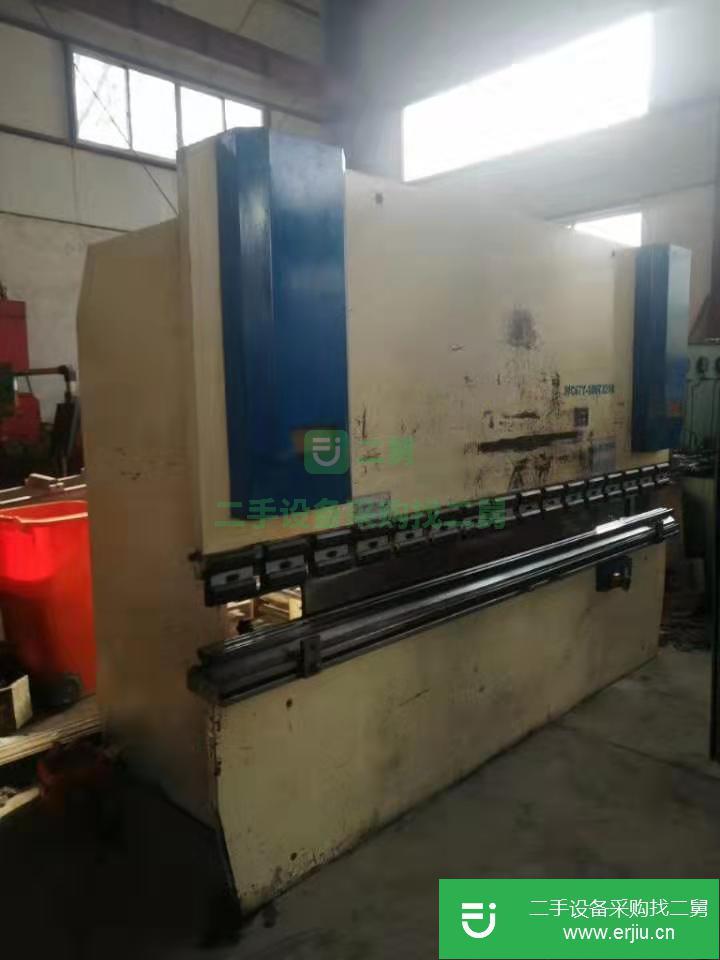 出售折彎機 100噸/3.2米 歡迎選購