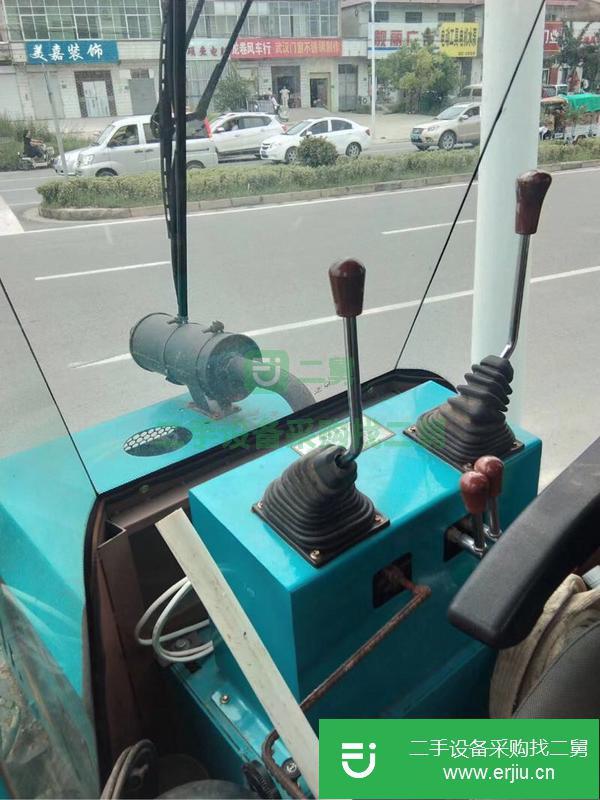 轉讓二手八成，兩頭忙越野叉車，鏟車裝載機，小型挖掘機三合一