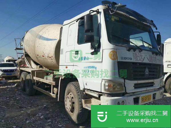 二手混凝土攪拌車 出售13年豪沃大12方水泥攪拌車