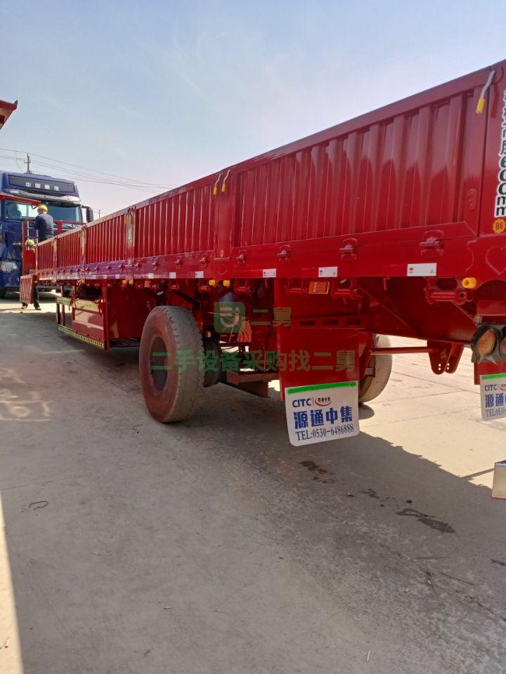 出售13米標箱半掛車