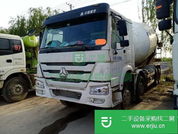 出售14年豪沃攪拌車 前四后八 國四 大18方 375馬力