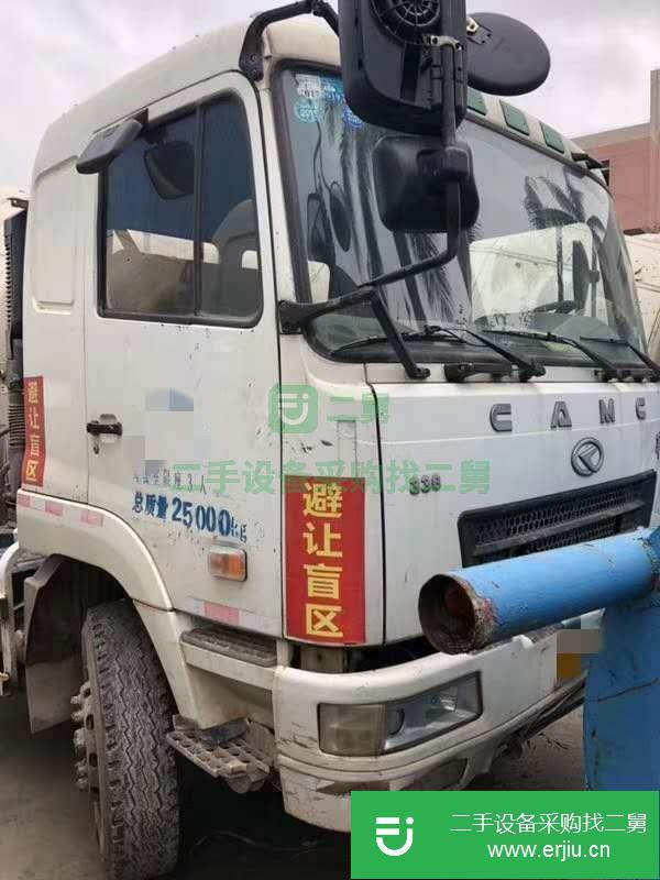 轉讓13年12月華菱大12方攪拌車5臺，濰柴發動機，價格合適。