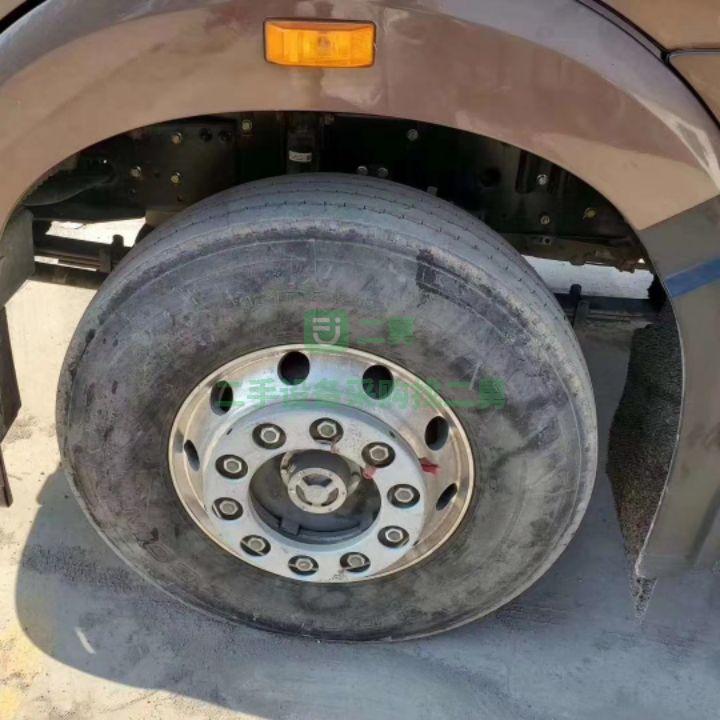 出售一汽解放J6P牽引車550馬力國五排放