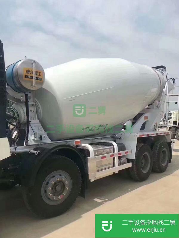 轉(zhuǎn)讓二手輕量化攪拌車 低價處理國六豪沃12方二手攪拌車